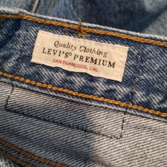 Levi's 501 Women's Patched Destroyed Button Fly Denim Jeans Size W27 L28 - Picture 7 of 11